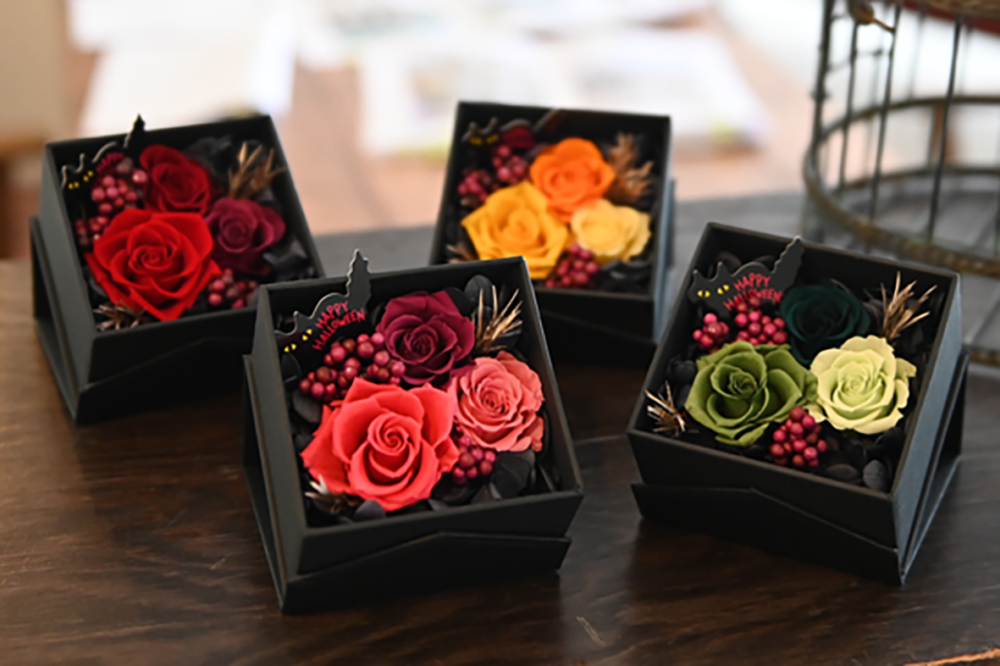 Happy Halloween フラワーショップドシュールが取り扱う 仏花 お供え花をご紹介